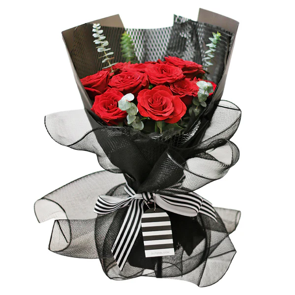 Signature Midnight Kiss Bouquet